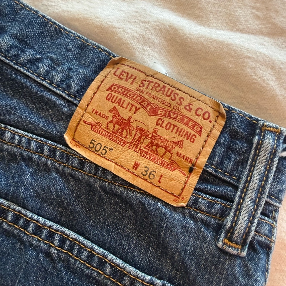 Levi's 505 Men's Blue Jean Shorts Size 36 - Picture 5 of 8